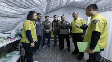 وصول طاقم جديد من الفريق الطبي الإندونيسي إلى المستشفى الإماراتي العائم بالعريش